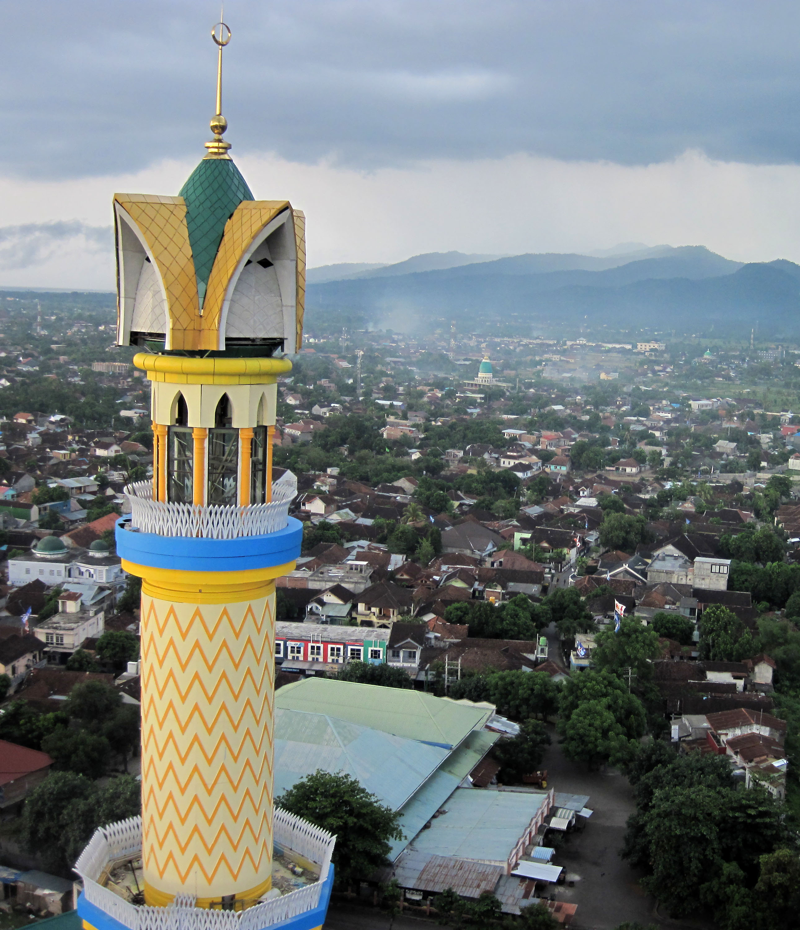 Kota Mataram dilihat dari Islamic Center, Lombok, NTB. TIRTO/TF Subarkah