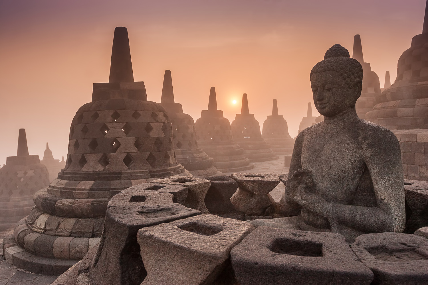 Candi Borobudur. SHUTTERSTOCK