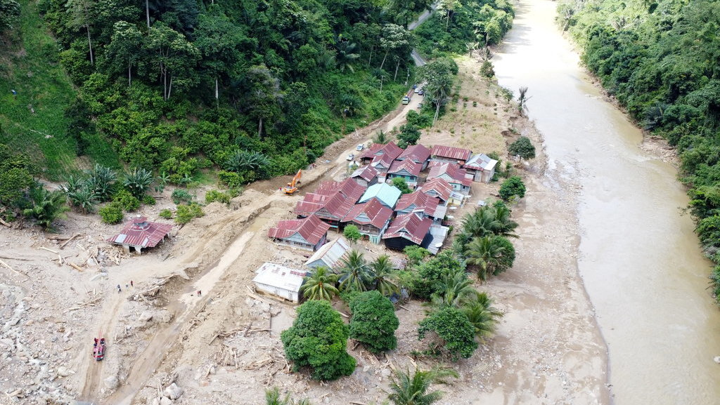 Ilustrasi Banjir Bandang. ANTARA FOTO/Akbar Tado/tom. DAMPAK BANJIR BANDANG DAN LONGSOR DI MAMUJU