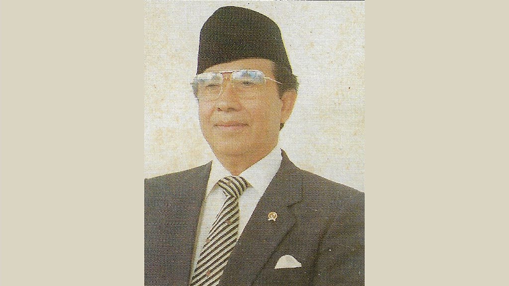 Azwar Anas. wikimedia commons/publik domain/ Azwar Anas, Ketua Umum PSSI 1991-1999