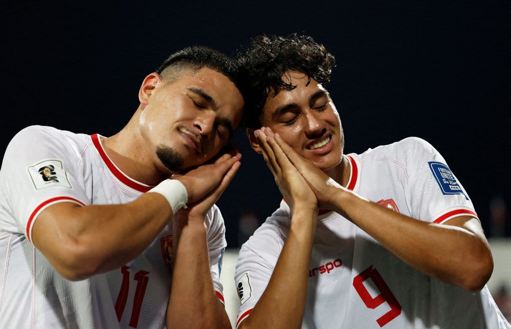 Rafael Struick dan Ragnar Oratmangoen, keduanya saat ini berkiprah bersama klub Indonesia. (REUTERS/Hamad I Mohammed) Timnas Indonesia vs Bahrain