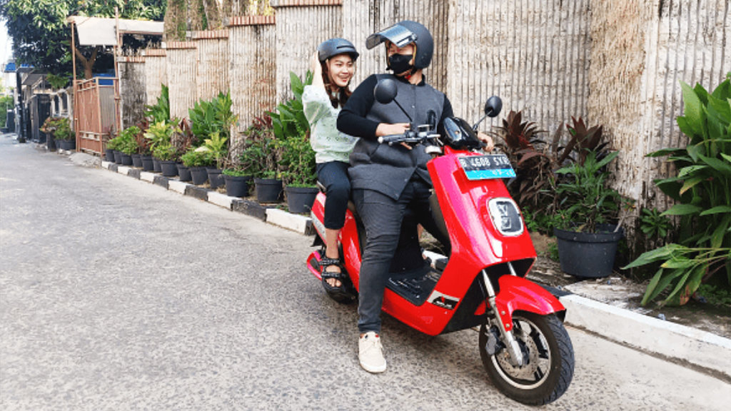 Motor Listrik Selis E-Max Dual Lithium. foto/selis Selis E-Max Dual Lithium