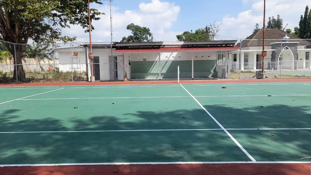 Lapangan tenis di Sekolah Rakyat, Sonosewu, Bantul, Yogyakarta. (FOTO/Istimewa) Sekolah Rakyat di Bantul