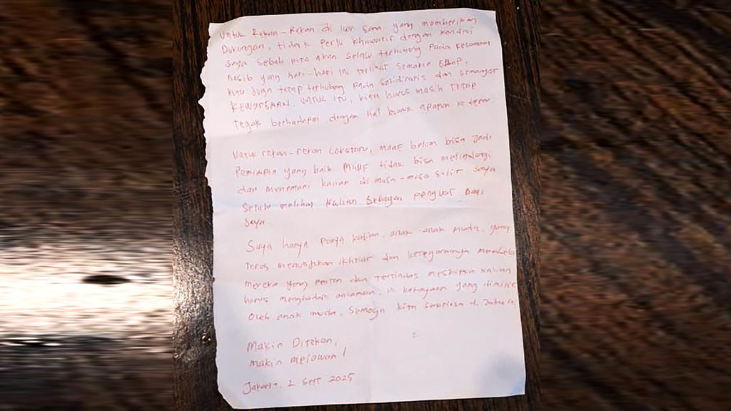 foto surat Direktur Lokataru, Delpredro Marhaen, dari dalam rumah tahanan Polda Metro Jaya. foto/istimewa Surat Direktur Lokataru
