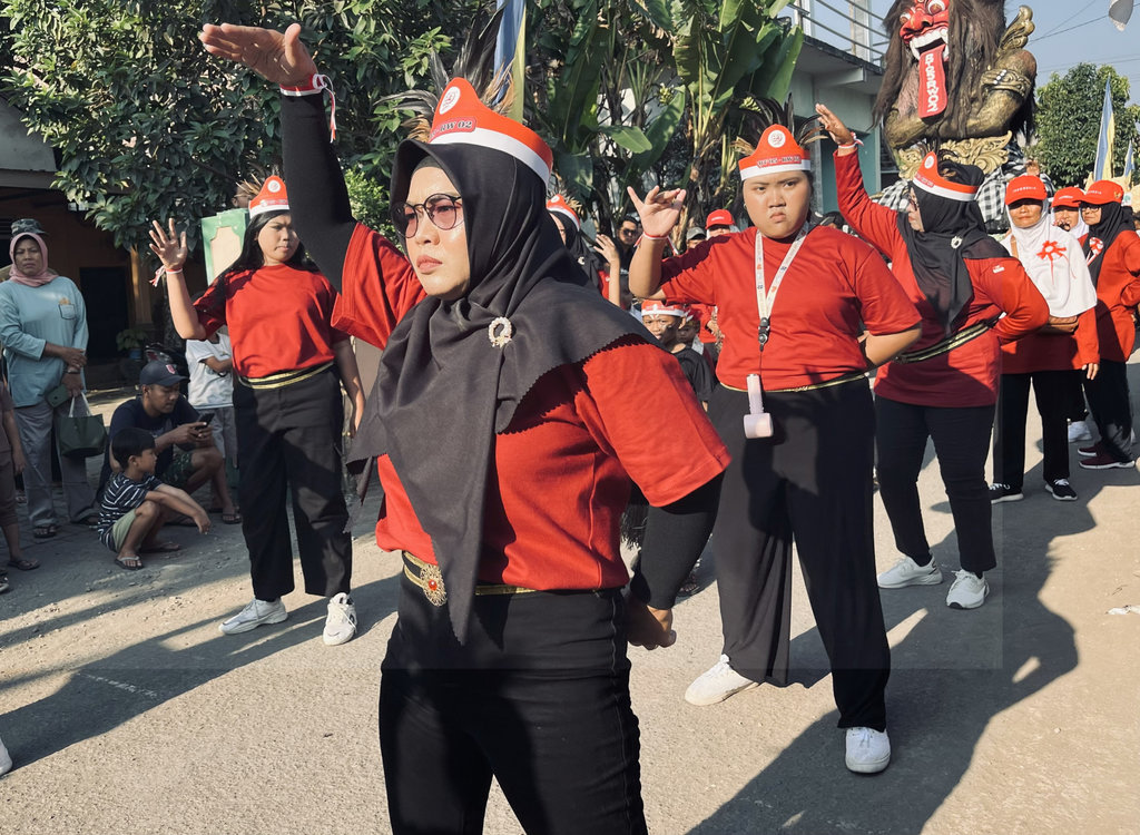 Karnaval Sound Horeg di Kabupaten Kediri, Jawa Timur. (Tirto.id/Fadrik Aziz Firdausi) Karnaval Sound Horeg di Kediri