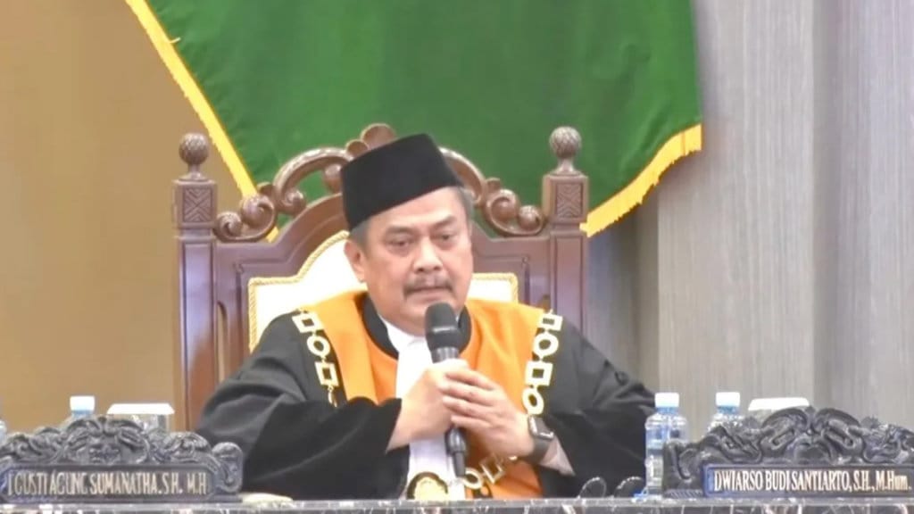 Tangkapan layar - Wakil Ketua Mahkamah Agung Bidang Non-Yudisial terpilih Dwiarso Budi Santiarto menyampaikan sambutan dalam Sidang Paripurna Khusus Pemilihan Wakil Ketua MA Bidang Non-Yudisial di Gedung MA, Jakarta, Rabu (10/9/2025). ANTARA/Fath Putra Mulya Dwiarso Budi Santiarto