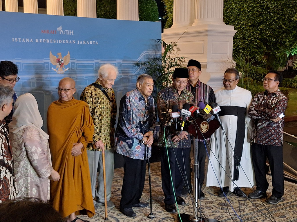 Menteri Agama Nasarudin Umar, eks Menteri Agama Lukman Hakim, serta pemuka agama Quraish Shihab saat konferensi pers di Istana Negara, Jakarta Pusat, Kamis (11/9/2025). Tirto.id/Muhammad Naufal Konpers Pemuka Agama GNB