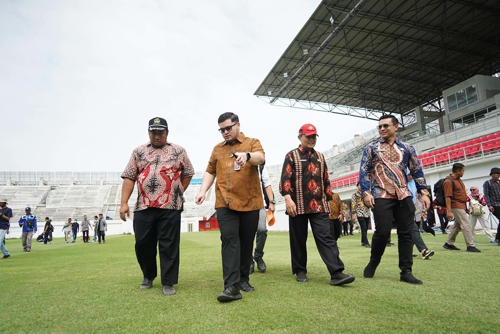 Bupati Kediri Pastikan Pekerjaan Pembangunan Pasar dan Stadion Tetap Berjalan. foto/Dok. Kab. Kediri Body Artikel Pemkab Kediri