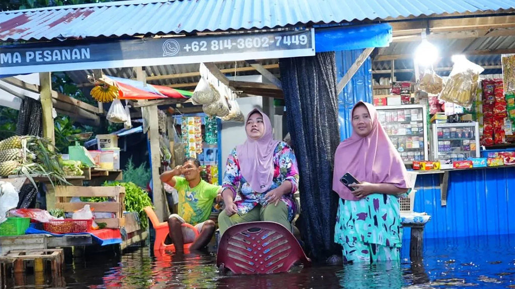 Kondisi warga empat kampung di Kecamatan Kotogasib Kabupaten Siak yang tergenang banjir. ANTARA/HO-Pemkab Siak Banjir Kabupaten Siak