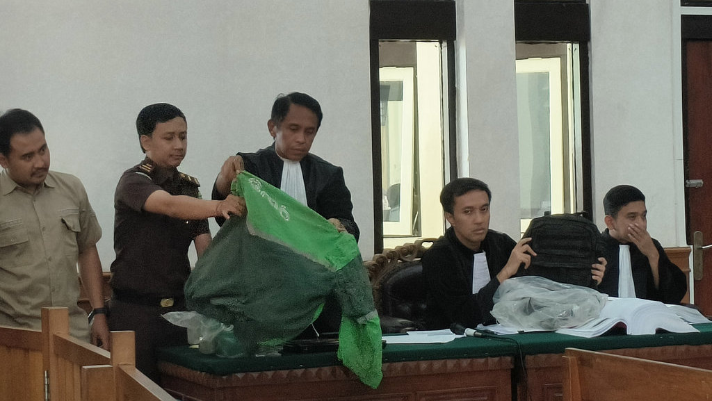 Sidang lanjutan kasus penembakan WN Australia yang digelar di Pengadilan Negeri Denpasar, Senin (03/11/2025). Tirto.id/Sandra Gisela Sidang Lanjutan Kasus Penembakan WN Australia