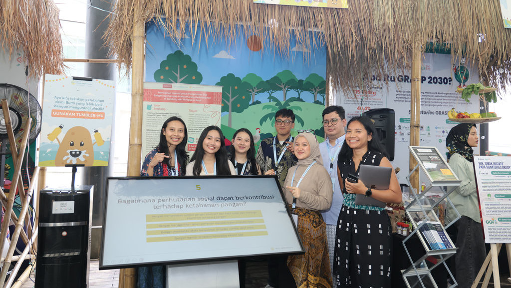 Booth World Resources Institute (WRI) Indonesia. (FOTO/dok.WRI Indonesia) Body Artikel 1 Feature Story WRI Indonesia