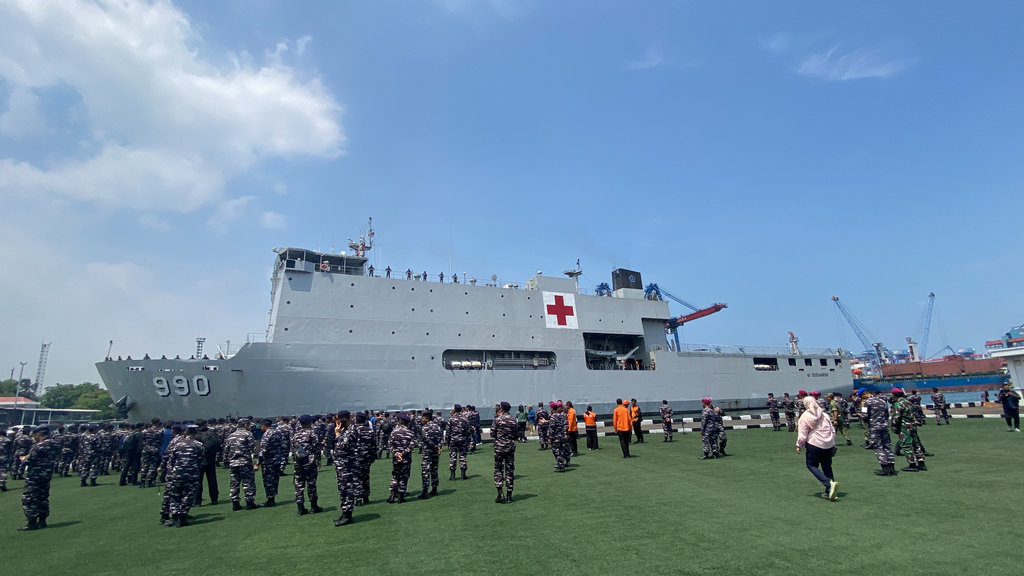 Pelepasan keberangkatan bantuan kemanusiaan di Komando Lintas Laut Militer, Jalan Pelabuhan Tanjung Priuk, Koja, Jakarta Utara, Minggu (30/11/2025). tirto.id/Rahma Dwi Safitri bantuan kemanusiaan ke Sumatra