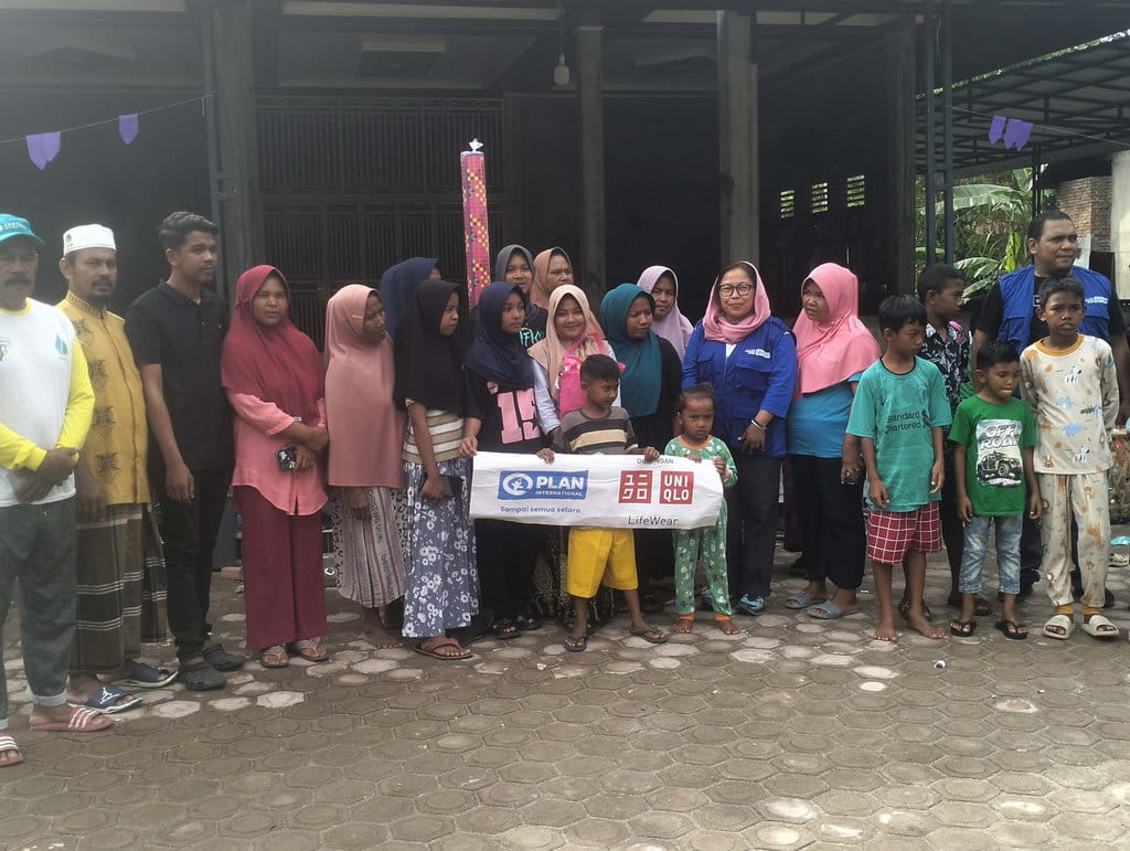 Yayasan Plan Internasional Indonesia menyalurkan paket kebersihan untuk korban anak banjir Aceh. tirto.id/Fransiskus Adryanto Pratama Yayasan Plan Internasional Indonesia