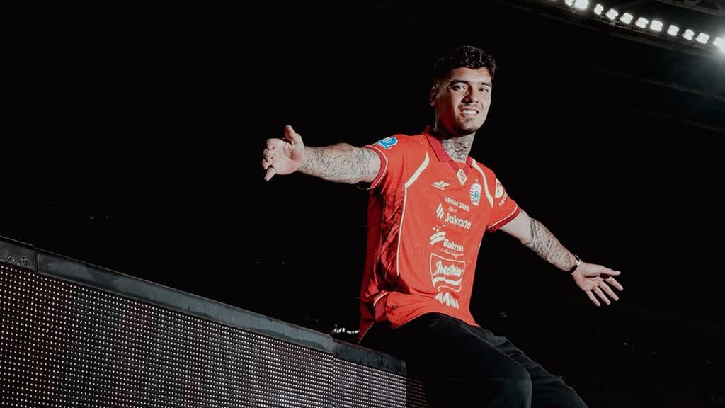 Shayne Pattynama resmi bergabung dengan Persija Jakarta. (Instagram/@persija) Shayne Pattynama