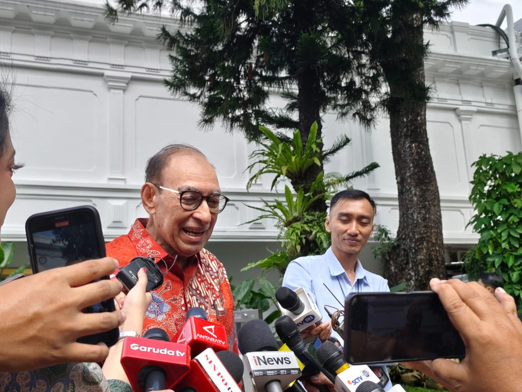Eks Menlu Alwi Shihab di Istana Kepresidenan, Rabu (4/2/2026). tirto.id/Fajar Nunr Alwi Shihab