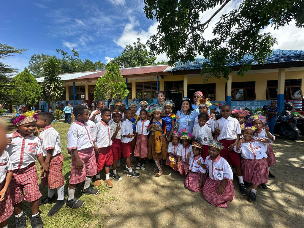 Kunjungan perwakilan UNICEF ke Jayapura, Papua. Foto/BGN. Program MBG di Papua