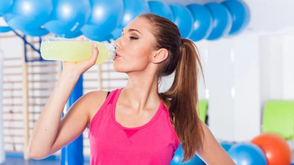 Ilustrasi minuman isotonik. FOTO/iStockphoto Ilustrasi Minuman Isotonik