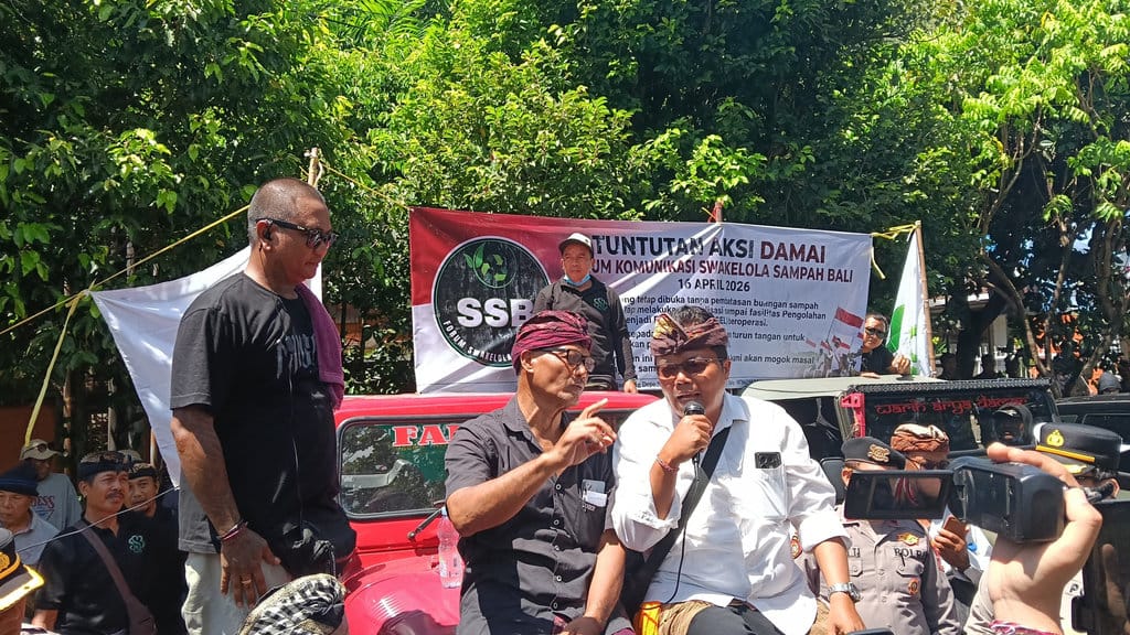 Aksi Forum Komunikasi Swakelola Sampah Bali