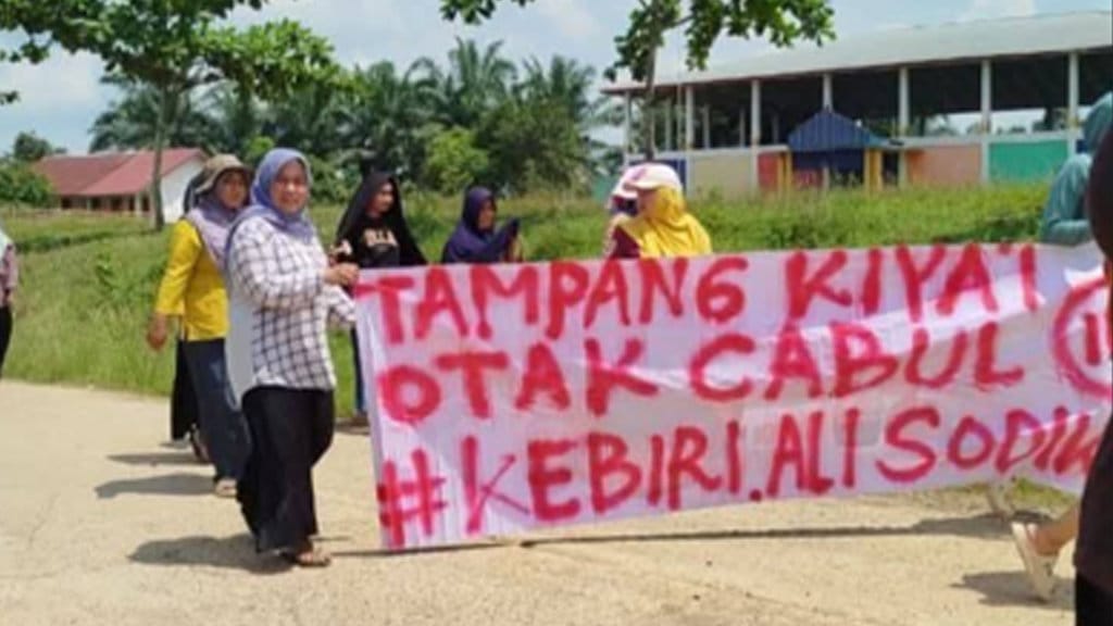 Pimpinan Pesantren di Lahat Diusir