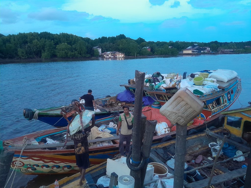 Suasana di salah satu desa di Kecamatan Cengal, Kabupaten Ogan Komering Ilir (OKI), Provinsi Sumatra Selatan, Senin (27/4/2026)/Kontributor Tirto Suasana di salah satu desa di Kecamatan Cengal, Kabupaten Ogan Komering Ilir (OKI), Provinsi Sumatra Selatan, Senin (27/4/2026)/Kontributor Tirto