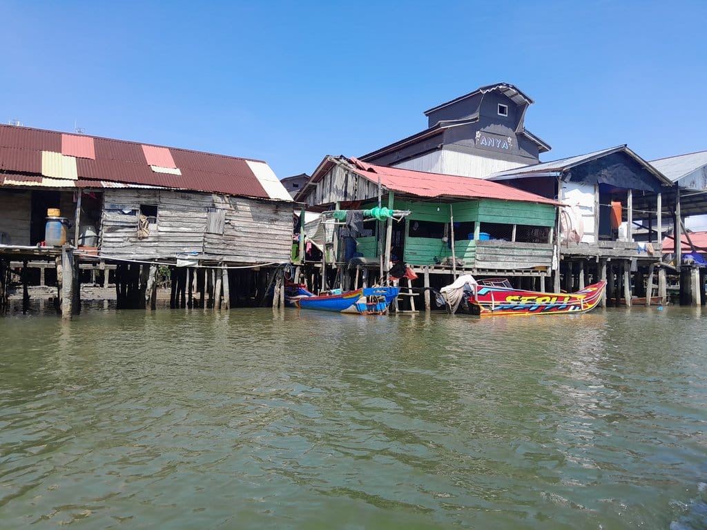 Suasana di salah satu desa di Kecamatan Cengal, Kabupaten Ogan Komering Ilir (OKI), Provinsi Sumatra Selatan, Senin (27/4/2026)/Kontributor Tirto Suasana di salah satu desa di Kecamatan Cengal, Kabupaten Ogan Komering Ilir (OKI), Provinsi Sumatra Selatan, Senin (27/4/2026)/Kontributor Tirto