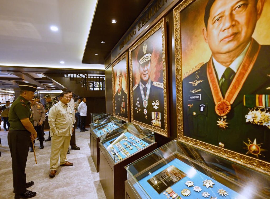 Presiden Prabowo Subianto meresmikan renovasi Museum dan Perpustakaan Sekolah Staf dan Komando Angkatan Darat (Seskoad) yang terletak di Kota Bandung, Provinsi Jawa Barat, Senin (25/5/2026). foto/Muchlis/Setpres Prabowo Subianto
