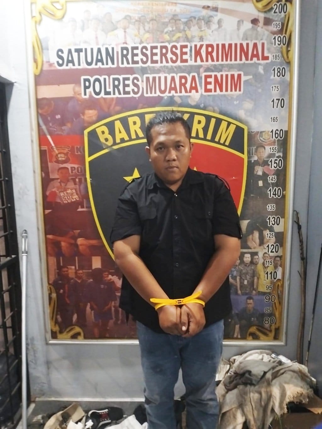 Pelaku pembunuhan mantan pacar ditangkap anggota Satreskrim Polres Muara Enim, Sumsel, Kamis (28/5/2026). FOTO/Dok. Polisi Pelaku Pembunuhan Mantan Pacar Muara Enim