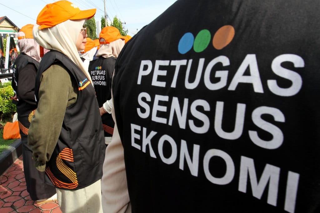 Sejumlah petugas sensus ekonomi mengikuti Apel Pelepasan Petugas Sensus Ekonomi 2026 di Lhokseumawe, Aceh, Senin (15/6/2026). ANTARA FOTO/Rahmad/bar Pelepasan petugas Sensus Ekonomi 2026