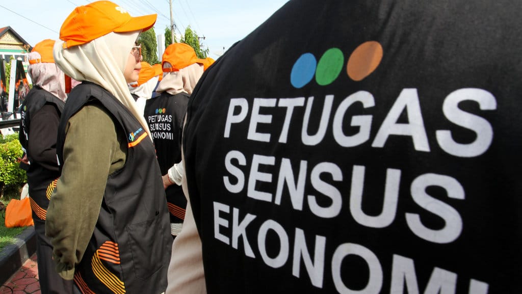 Sejumlah petugas sensus ekonomi mengikuti Apel Pelepasan Petugas Sensus Ekonomi 2026 di Lhokseumawe, Aceh, Senin (15/6/2026). ANTARA FOTO/Rahmad/bar Pelepasan petugas Sensus Ekonomi 2026