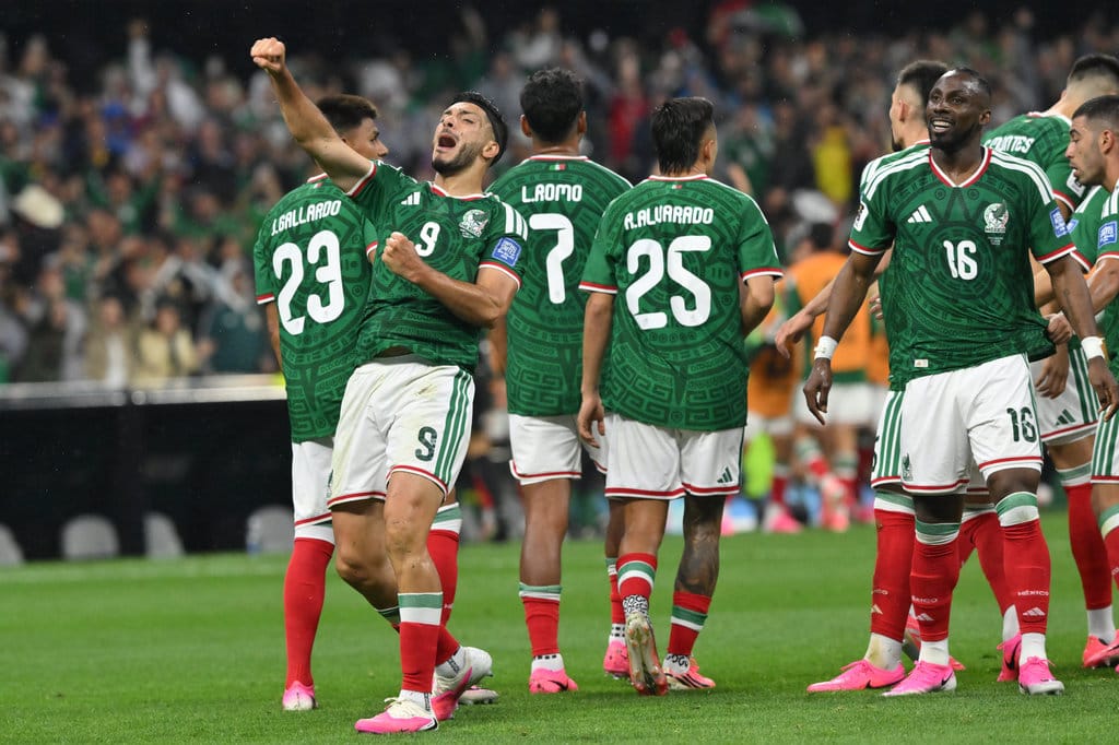 Pesepakbola Timnas Meksiko Raul Jimenz (9) berselebrasi usai membobol gawang Timnas Ekuador dalam pertandingan 32 besar Piala Dunia 2026 di di Stadion Azteca, Mexico City, Meksiko, Selasa (30/6/2026) waktu setempat. ANTARA FOTO/Aditya Pradana Putra/tom. Timnas Meksiko lawan Ekuador di 32