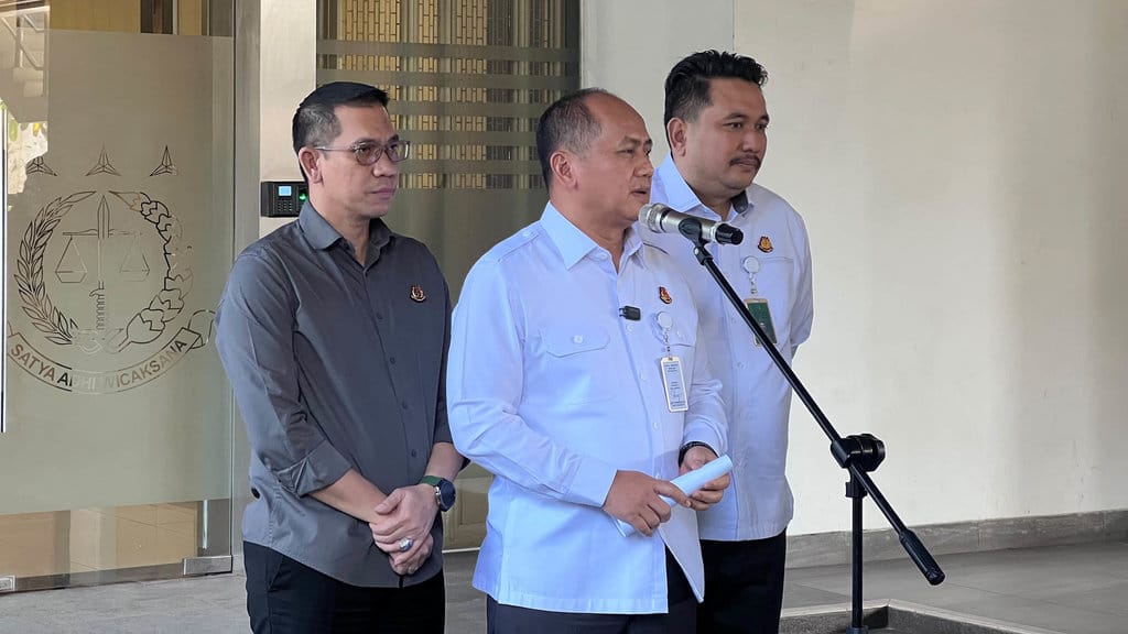 Konferensi pers Kepala Pusat Penerangan Hukum Kejaksaan Agung, Anang Supriatna, mengenai perkembangan perkara kasus dugaan korupsi eks JAM Pidsus, Febrie Adriansyah, dan Don Ritto, Rabu (15/7/2026). tirto.id.Ayu Mumpuni Anang Supriatna
