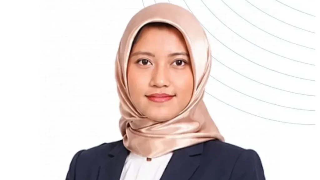 Sosok Aisyah Zakkiyah yang ditunjuk sebagai Komisaris PT PP (Persero) Tbk atau PTPP. (Sumber: X/@bilbiils_) Aisyah Zakkiyah