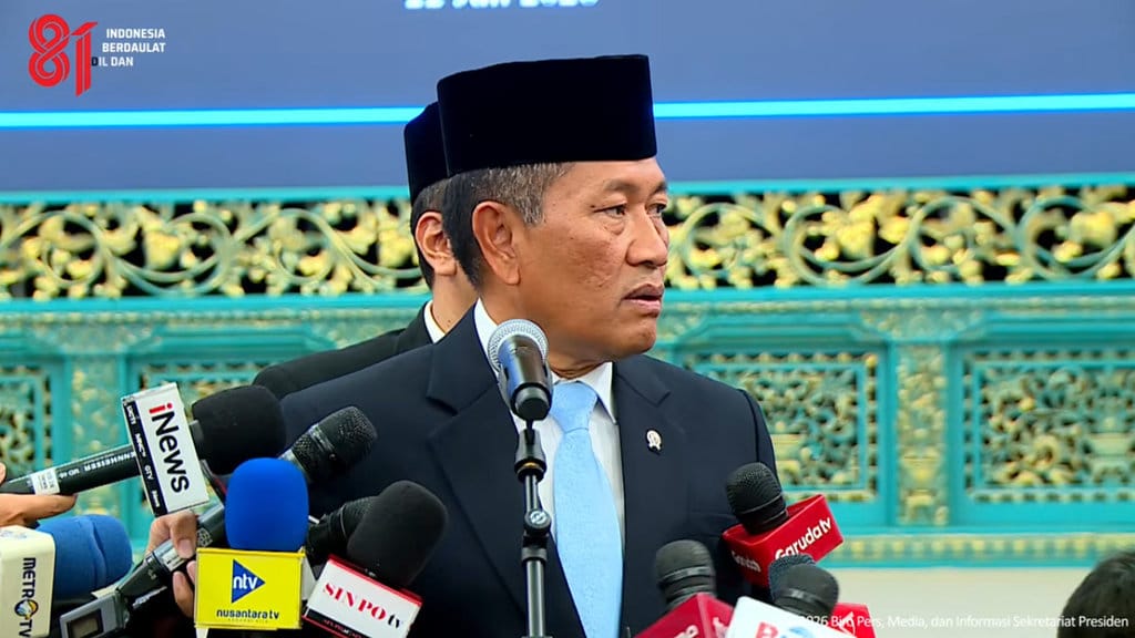 Donny Ermawan Taufanto saat dilantik sebagai Gubernur Universitas Republik Indonesia oleh Presiden Prabowo Subianto di Istana Merdeka, Jakarta, Rabu (22/7/2026). (Tangkapan Layar Youtube/Sekretariat Presiden) Konpers Donny Ermawan Taufanto usai Pelantikan