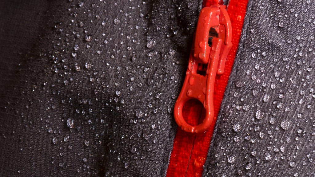 ilustrasi waterproof. foto/istockphoto ilustrasi waterproof