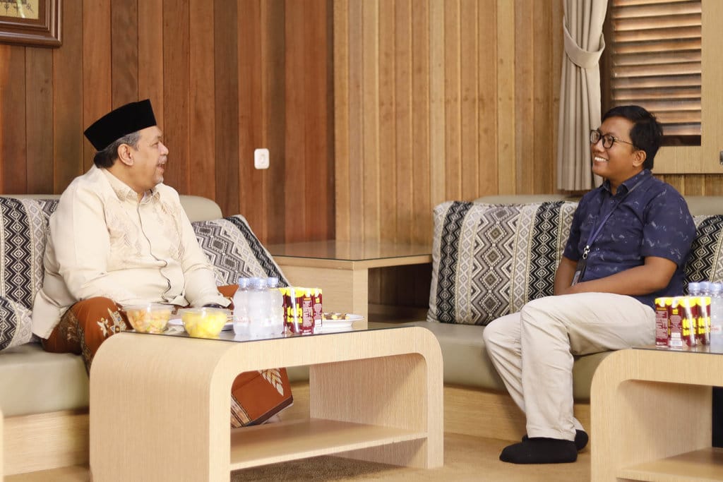 Pengasuh Pondok Pesantren Daarul Rahman, KH. Muhammad Faiz Syukron Ma’mun saat diwawancari Tirto, Selasa (11/8/2026). foto/Dok. Ponpes Daarul Rahman KH Muhammad Faiz Syukron Mamun