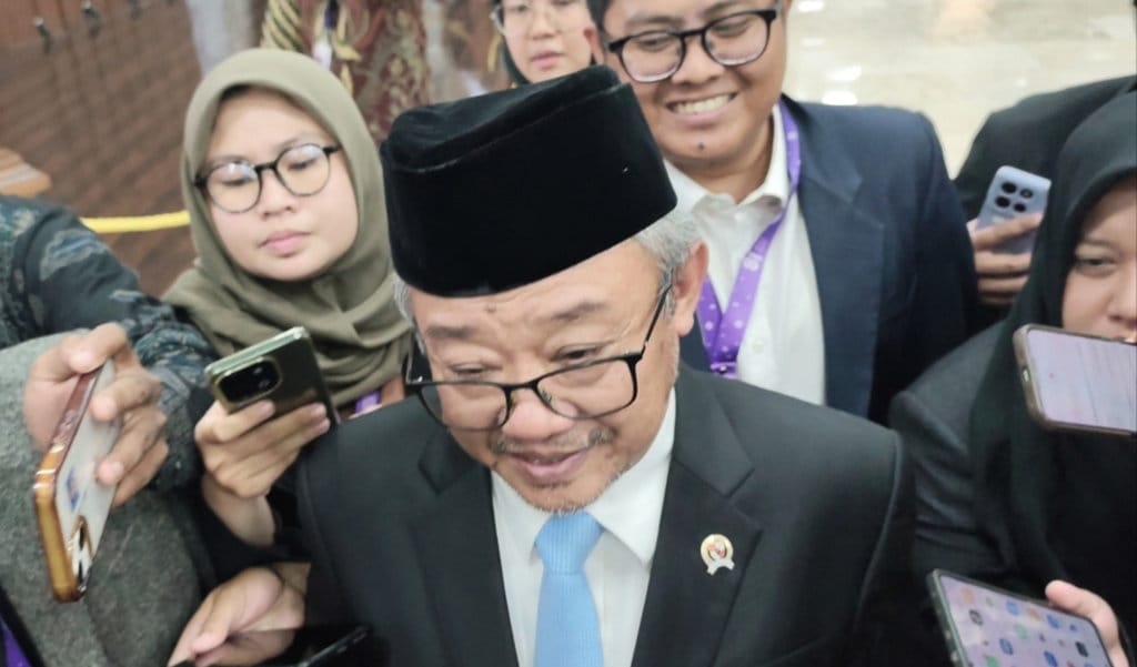 Mendikdasmen, Abdul Mu'ti, di Kompleks Parlemen, Senayan, Jakarta, Jumat (14/8/2026). tirto.id/Auliya Umayna Abdul Muti