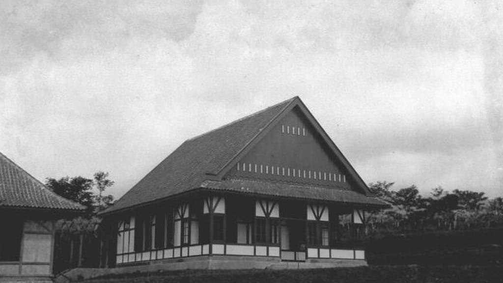 Bangunan Sanatorium Pacet. (FOTO/Wikimedia Commons) Sanatorium Pacet