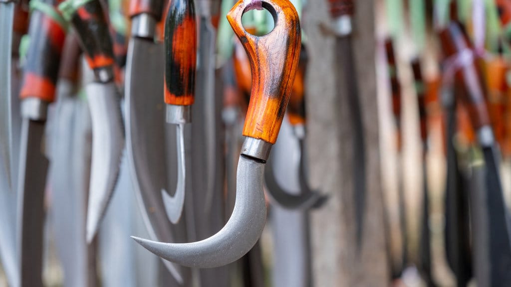 Karambit, pisau genggam kecil asal Minangkabau. FOTO/iStockphoto Karambit