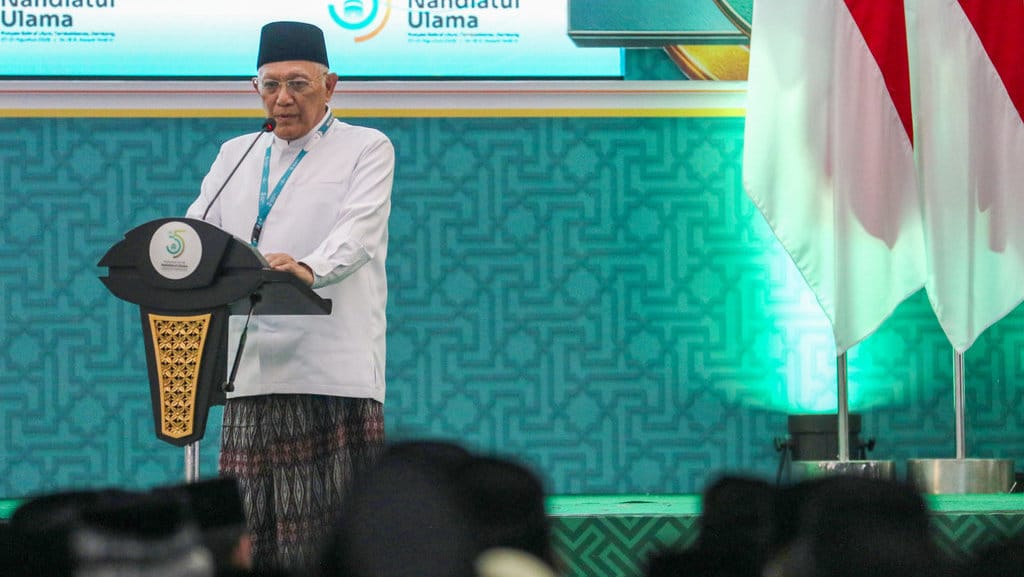 Ketum PBNU terpilih KH Abdul Hakim Mahfudz atau Gus Kikin menyampaikan sambutan saat penutupan Muktamar Ke-35 Nahdlatul Ulama (NU) di Pondok Pesantren Bahrul Ulum Tambakberas, Jombang, Jawa Timur, Senin (31/8/2026). Muktamar Ke-35 NU menetapkan KH Miftachul Akhyar sebagai Rais Aam dan KH Abdul Hakim Mahfudz atau Gus Kikin sebagai Ketua Umum PBNU masa khidmat 2026-2031. ANTARA FOTO/Syaiful Arif/agr Penutupan Muktamar Nahdlatul Ulama di Jombang