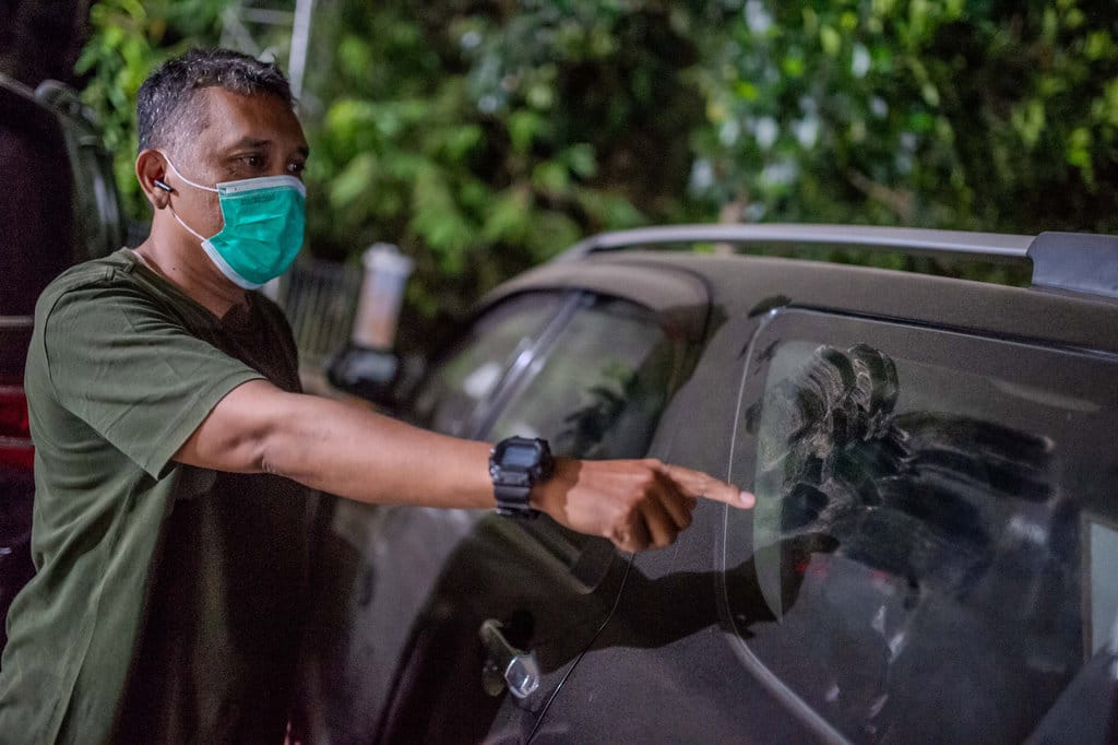 Dampak abu vulkanik erupsi Gunung Anak Krakatau, Sabtu (5/9/2026). ANTARA FOTO/Muhammad Bagus Khoirunas/agr Sebaran abu vulkanik Gunung Anak Krakatau di Banten