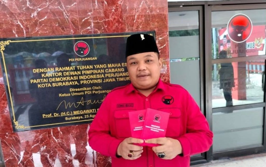 Achmad Hidayat saat memberikan statement kepada media di Surabaya, Rabu (4/6/2025). ANTARA/Indra Setiawan Achmad Hidayat