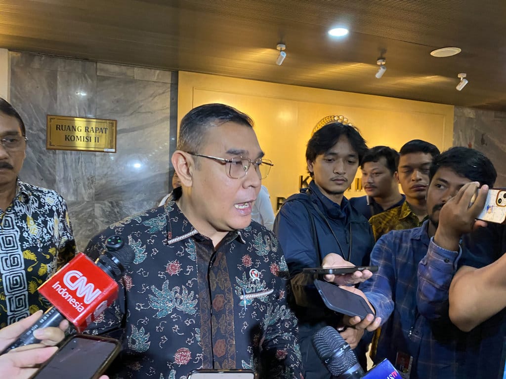 Wakil Menteri Agraria dan Tata Ruang/Badan Pertanahan Nasional (ATR/BPN), Ossy Dermawan di Kompleks Parlemen, Rabu (16/9/2026). tirto.id/Rahma Dwi Safitri Ossy Dermawan