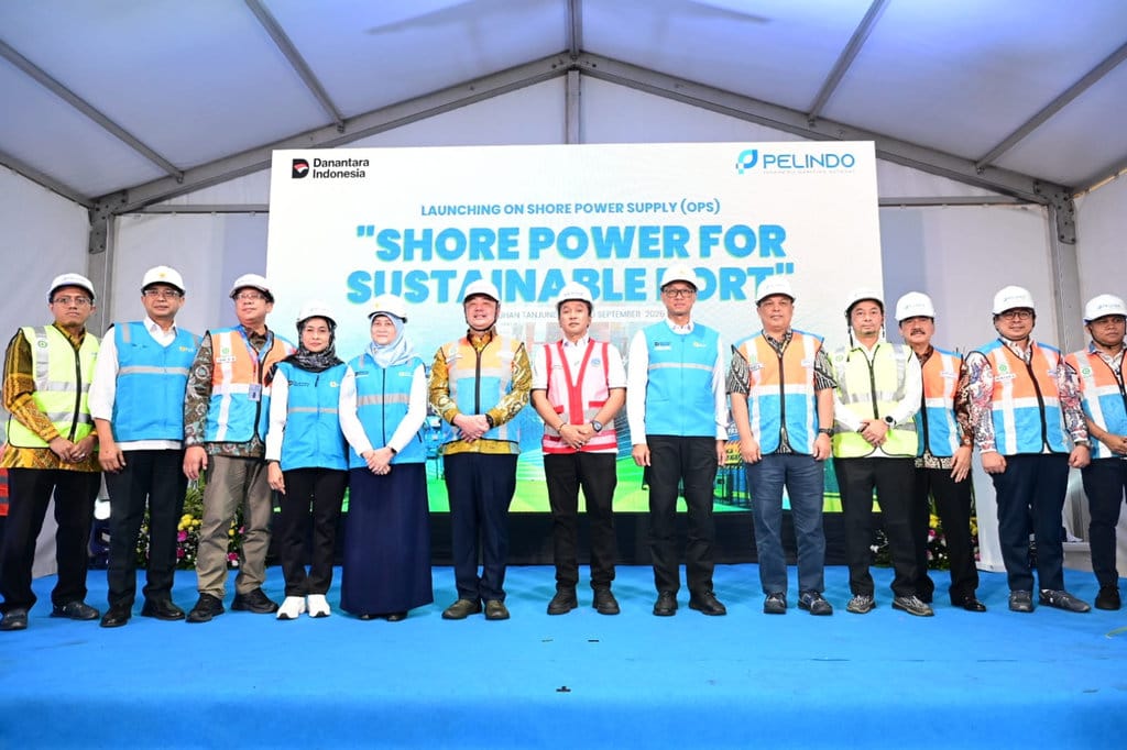 Pelindo meluncurkan layanan Onshore Power Supply (OPS) pada hari ini, Rabu (16/09), di Dermaga Serbaguna Nusantara, Terminal PNP Dermaga 004, Pelabuhan Tanjung Priok, Jakarta. (FOTO/dok. Pelindo) Header Rilis Pelindo