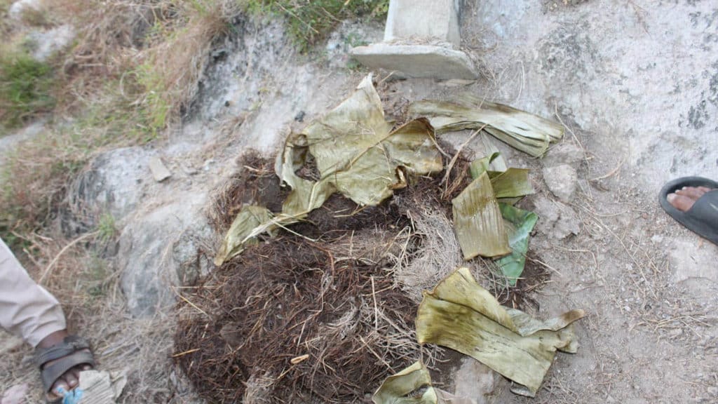 Tampak lokasi penyulingan air dari uap panas bumi di Desa Rokirole, Pulau Palue, Kabupaten Sikka, NTT, Kamis (17/9/2026). FOTO/Mario Sina. Penyulingan Uap Panas bumi Sikka