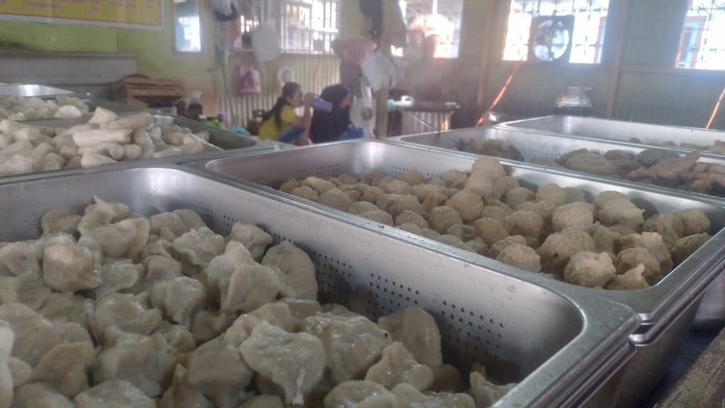 Pusat jajanan pempek di Kampung Kapitan, Kelurahan 7 Ulu, Palembang, Selasa (22/9/2026). FOTO/Irwanto Pempek Kampung Kapitan