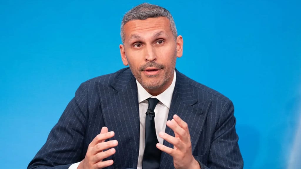 Chairman Manchester City, Khaldoon Al Mubarak, menghadiri Global Investment Summit di Hampton Court Palace, London barat daya, pada 27 November 2023. (Foto oleh Stefan Rousseau / POOL / AFP) Khaldoon Al Mubarak