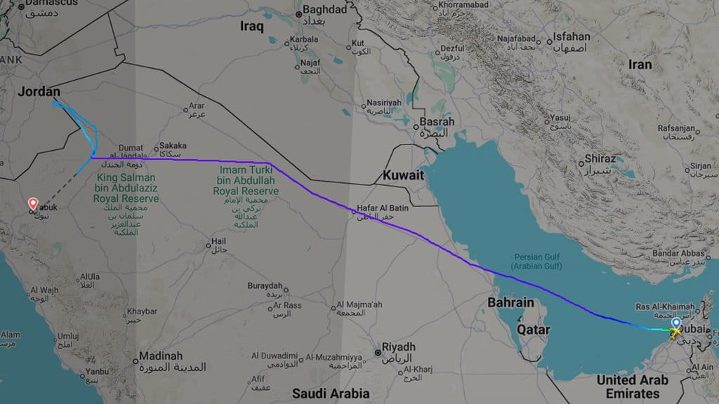 Jalur Flydubai FZ1073 rute Dubai-Tel Aviv waktu mendarat darurat di arab saudi setelah ada upaya pembajakan oleh copilot pada 30 September 2026. (FOTO/flightradar24) Jalur Flydubai FZ1073 rute Dubai-Tel Aviv