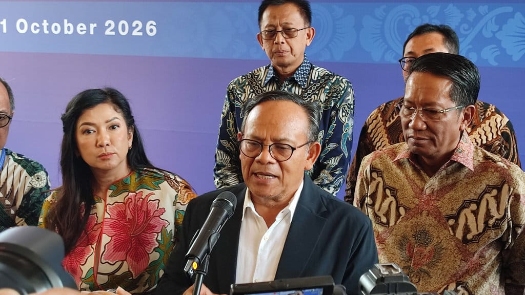 Menteri Hukum Supratman Andi Atgas, Ketua Dewan Pers Komaruddin Hidayat, Komdigi, insan media pers saat bertemu di Bali membahas royalti dan hak cipta di Tuban, Kuta, Badung pada Sabtu (10/10/2026). (tirto.id/Ahmad Firizqi Irwan/). ASEAN Sikapi Era Digita