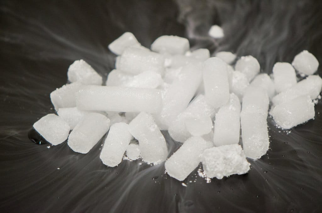 Ilustrasi Dry Ice. FOTO/iStockphoto Dry Ice