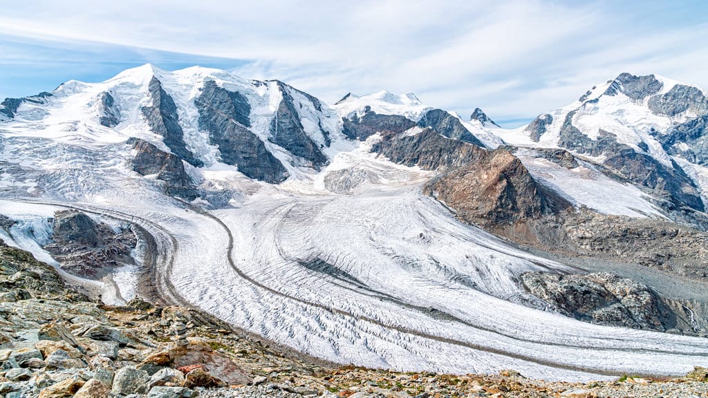 Gletser Morteratsch di Swiss. foto/istockphoto Gletser di Swiss